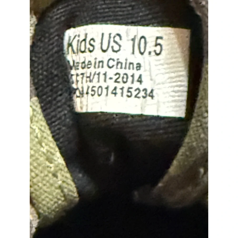 Vans Camo Sneakers‎ Slip On Skate Shoes Black Casual Kids Size 10.5